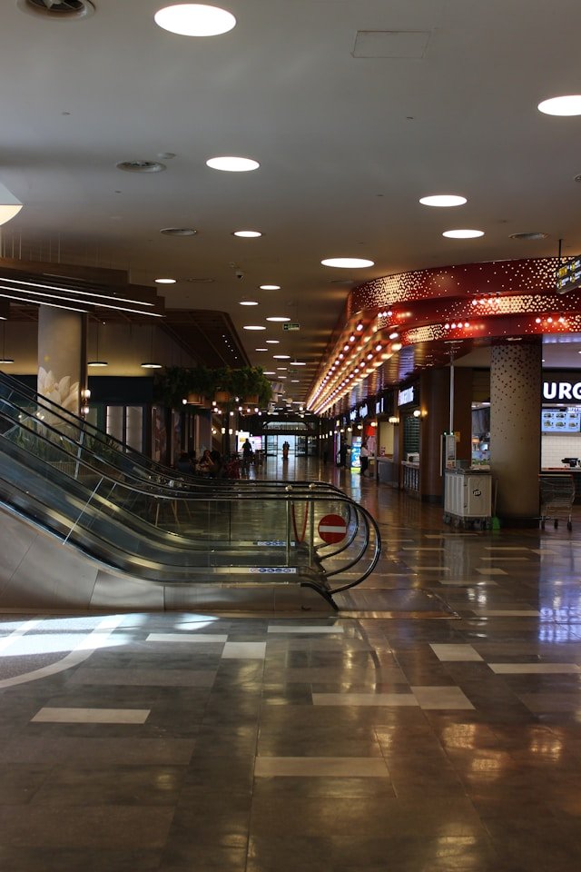 Retail Complex